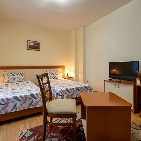 Hotel Primavera 1